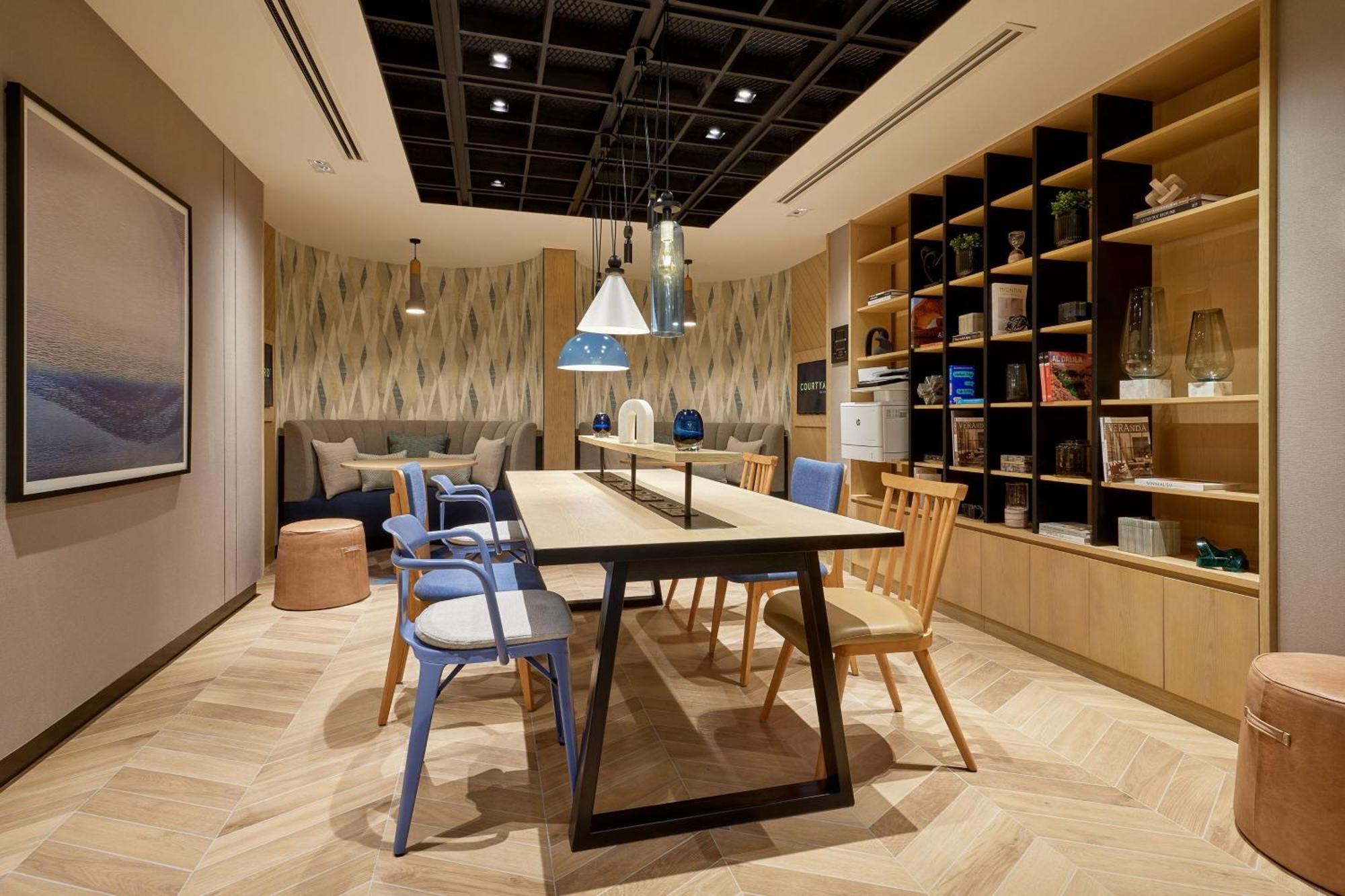 Courtyard By Marriott Jubail Hotel Bagian luar foto