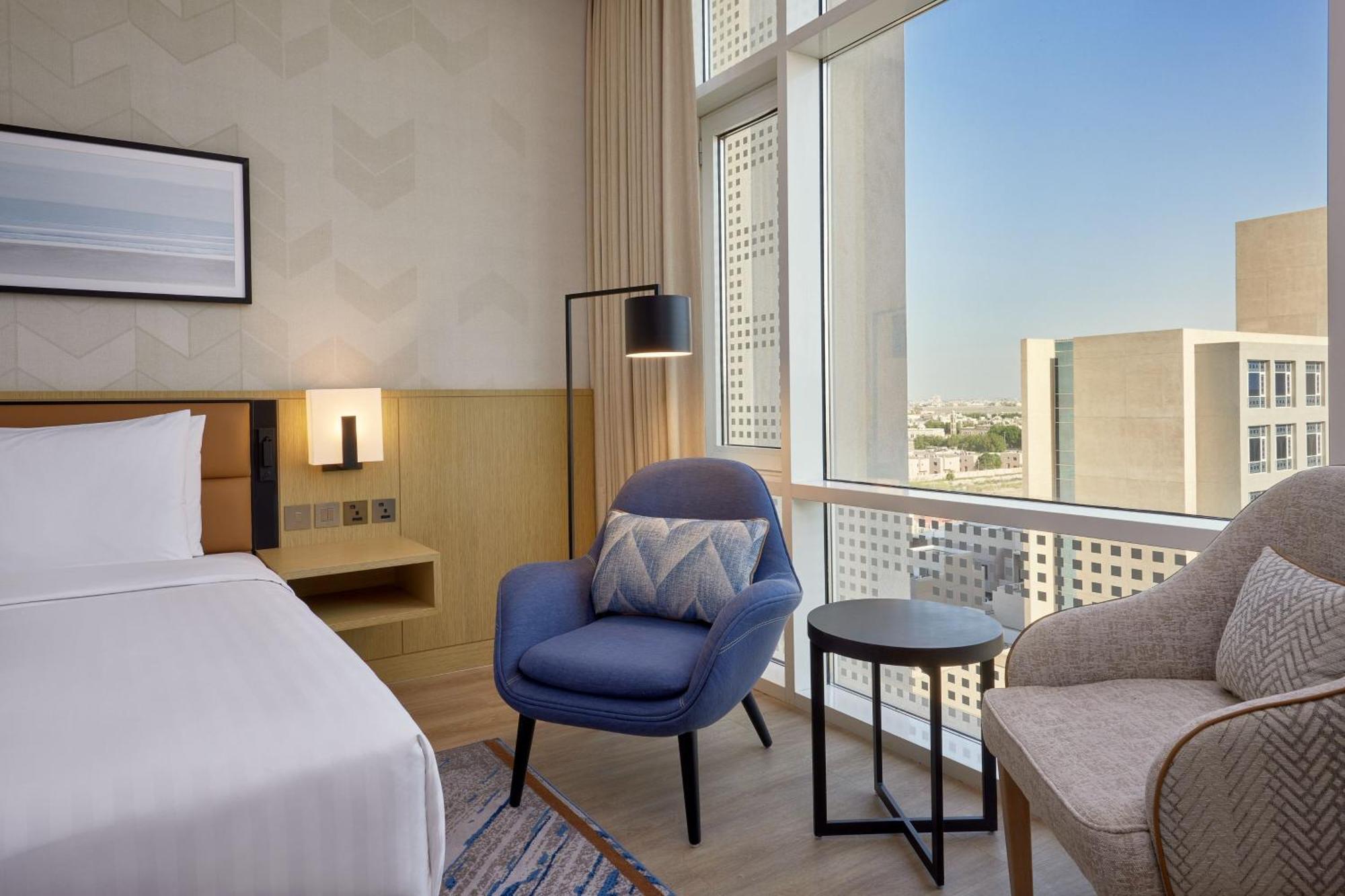 Courtyard By Marriott Jubail Hotel Bagian luar foto