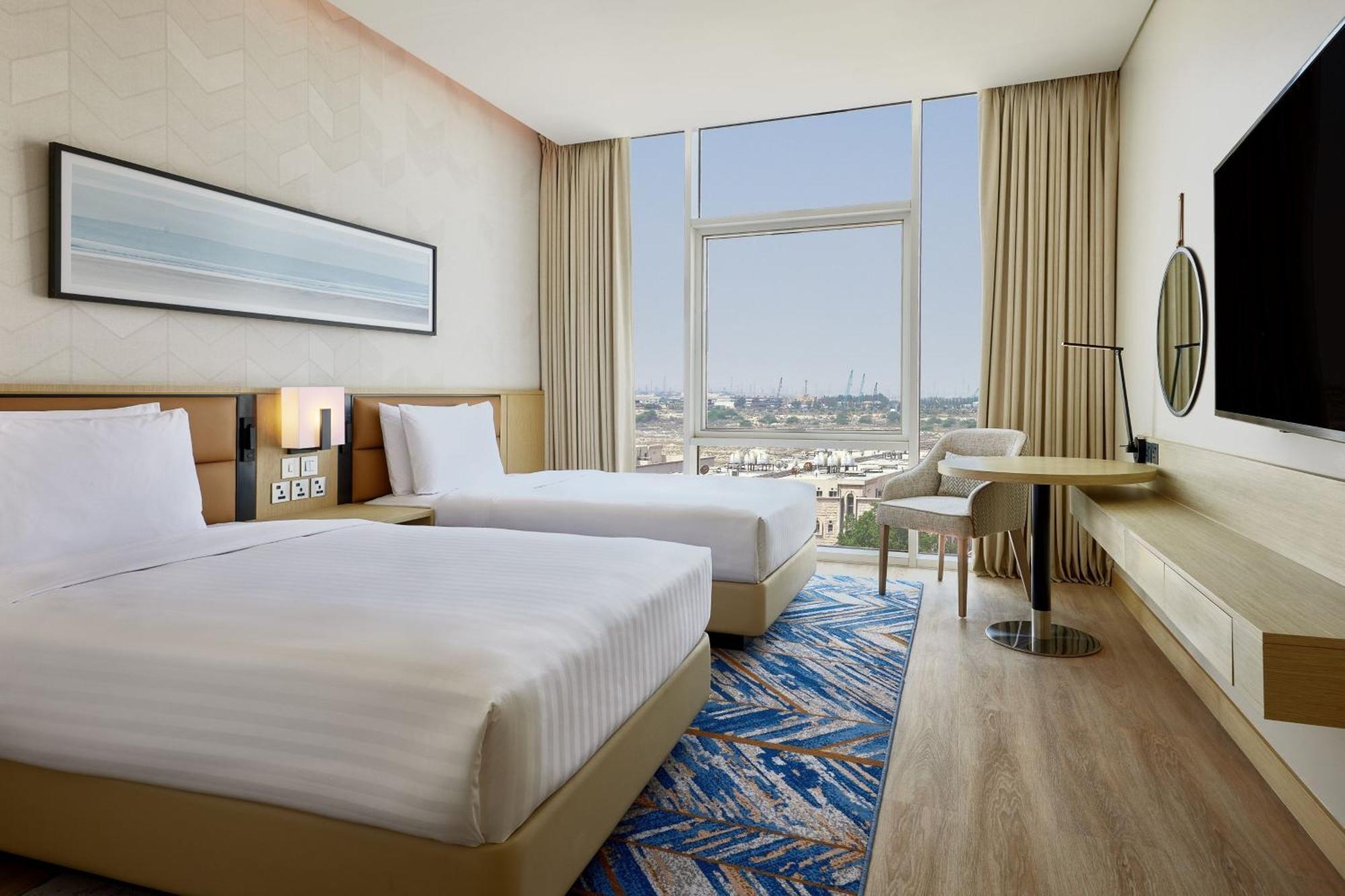 Courtyard By Marriott Jubail Hotel Bagian luar foto