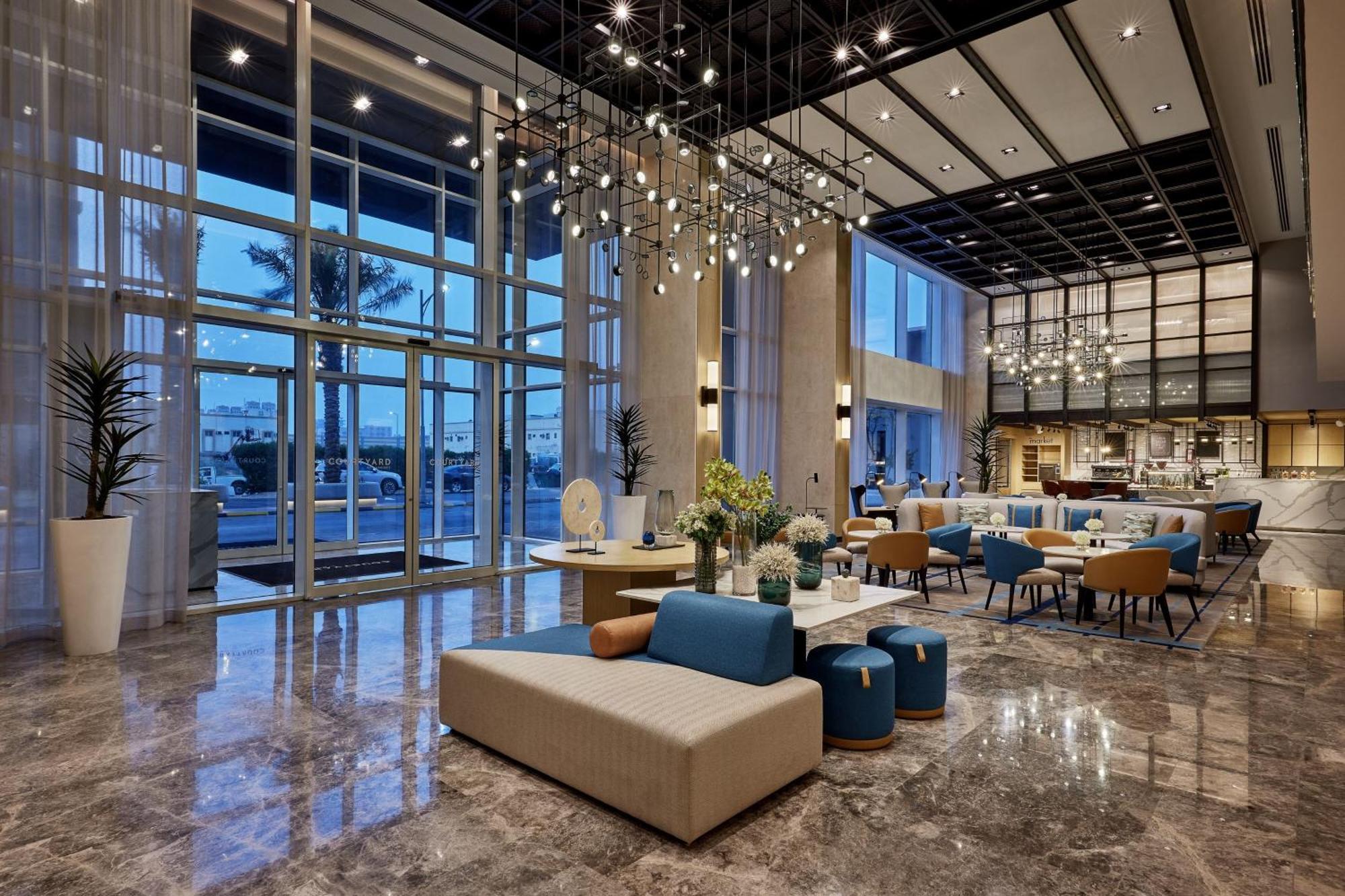 Courtyard By Marriott Jubail Hotel Bagian luar foto